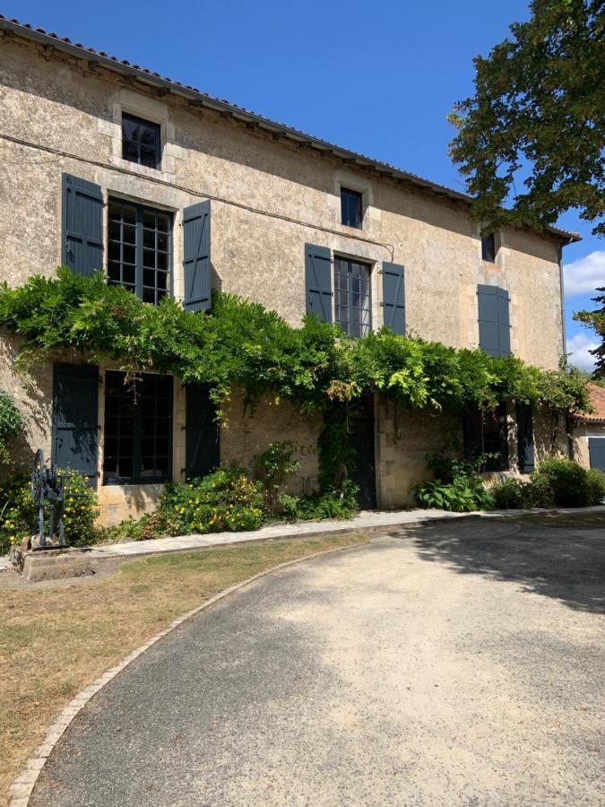 Bed and Breakfast Le Petit Manoir Brux Exterior foto